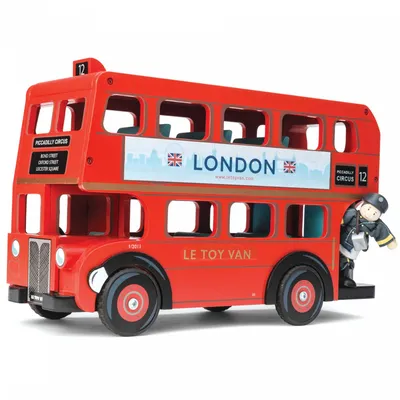 Лондонский автобус на Oxford street …» — создано в Шедевруме