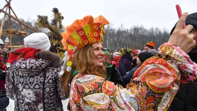 Объемная поделка \"Масленица с блинами\" (шаблоны) | скачать и распечатать