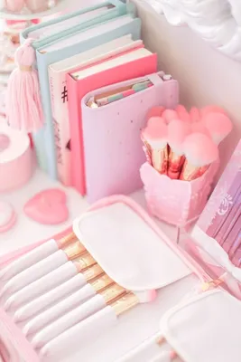 Розовые нежные обои на телефон | Bubbles wallpaper, Pink wallpaper iphone,  Pink wallpaper