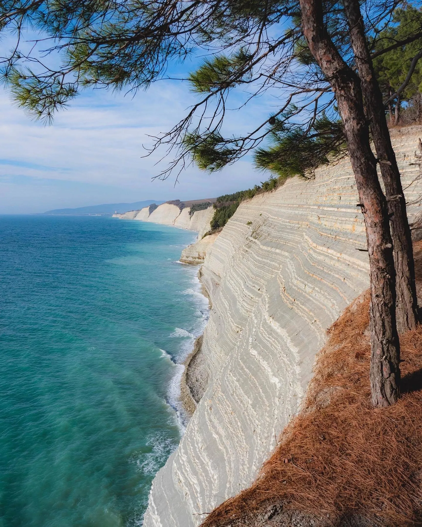 Море в районе геленджика. Сосновка Дивноморское.