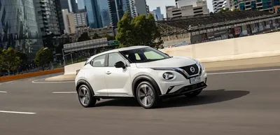 Nissan Juke Specifications - Dimensions, Configurations, Features, Engine cc