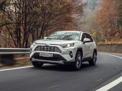 Купить новый Toyota RAV4 у официальных дилеров в Минске и Беларуси: цены,  характеристики, фото на Domkrat.by