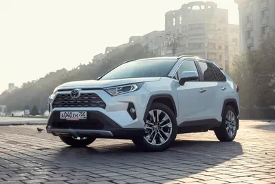 Новый Toyota RAV4 Plug-in Hybrid