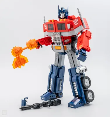 Optimus Prime 10302 | LEGO® Icons | Buy online at the Official LEGO® Shop US