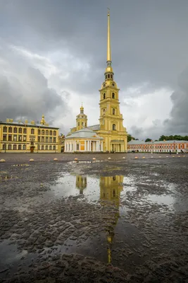 Петропавловская крепость: факты из истории, высота Петропавловского собора,  крепость в кино.