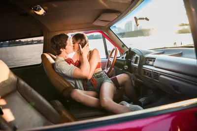 Секс в автомобиле: что нужно знать и какие позы удобные