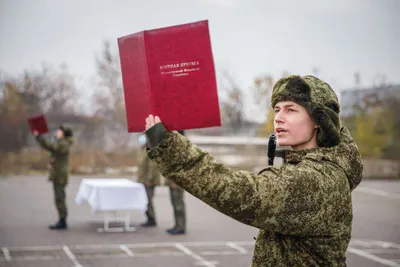 Новопришедшие сотрудники Службы судебных приставов принесли торжественную  присягу