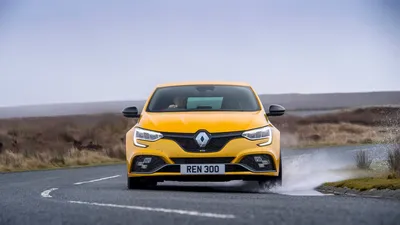 New Renault Megane R.S. Trophy 2019 review | Auto Express