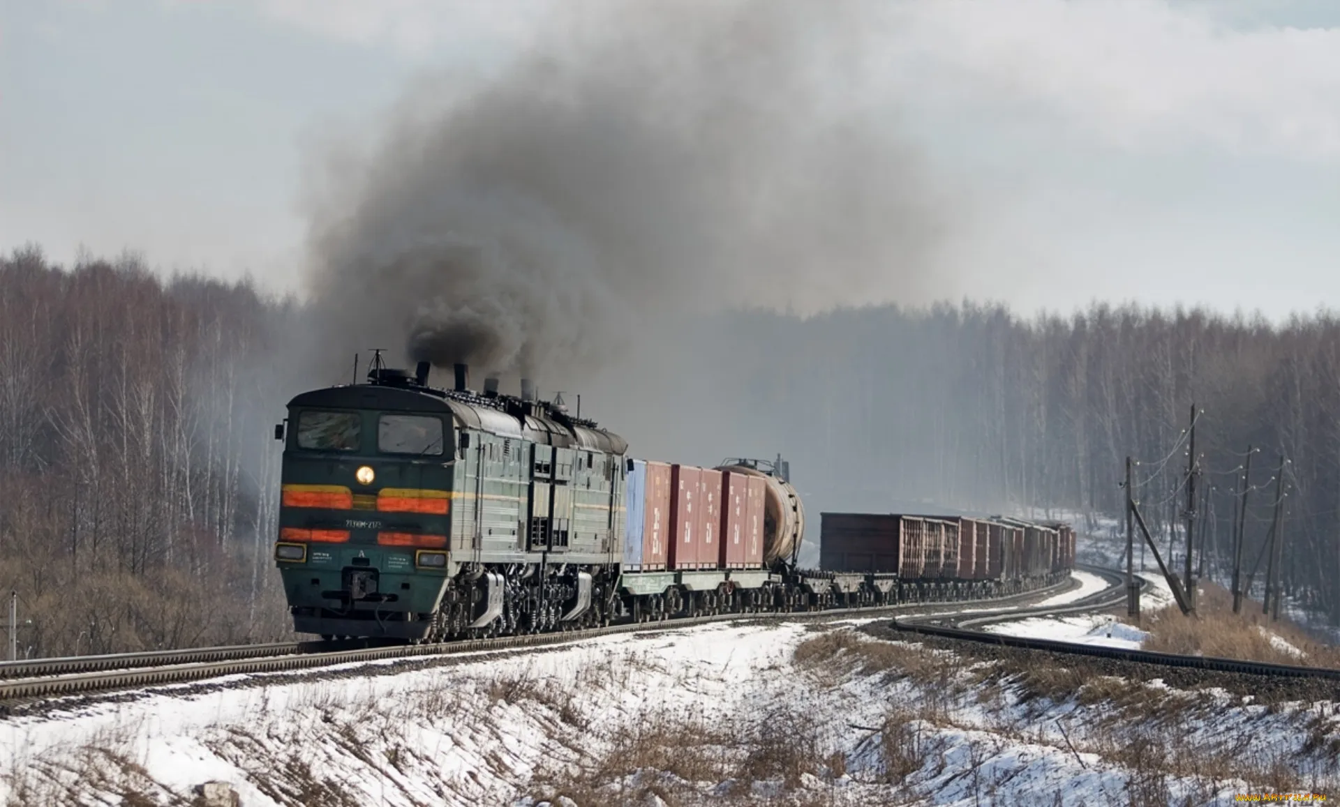 Грузовые поезда 4. Грузовые тепловозы РЖД. Грузовой поезд с тепловозом РЖД. Тепловоз зимой. Тепловоз с грузовым поездом.