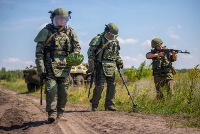 Саперы получили вознаграждение за подрыв западных бронемашин ВСУ на минах -  РИА Новости, 17.06.2023