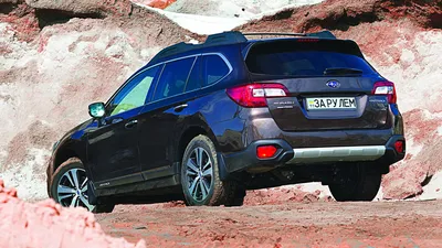 Фото автомобиля Subaru Outback - обои для рабочего стола, картинки, фото