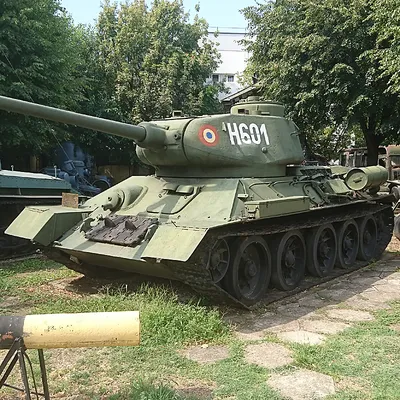 T-34/85 M1944 Medium Tank