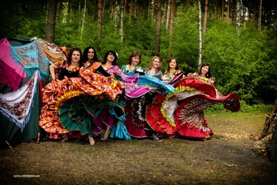 Цыганские танцы – история, виды, аксессуары - статья Divadance