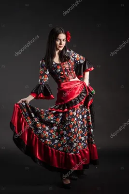 Скачать - Фламенко цыганской Национальный dresse — стоковое изображение |  Fashion, Dress, Victorian dress