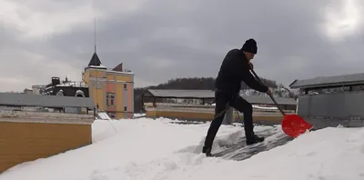 Рейтинг лучших электролопат для уборки снега