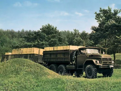 File:ZiL-131 of the Ukrainian Army.JPG - Wikipedia