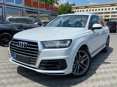 Скачать обои Audi Q7 в форматах jpg и webp