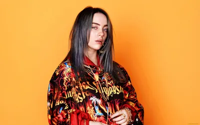 Скачать обои Billie Eilish в формате WEBP