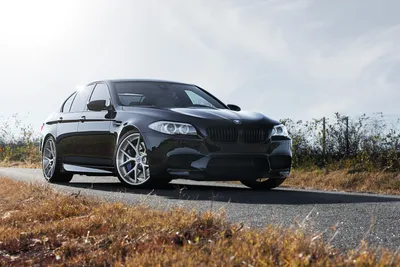 Впечатляющие фоны: Bmw 5 f10 обои на телефон в JPG