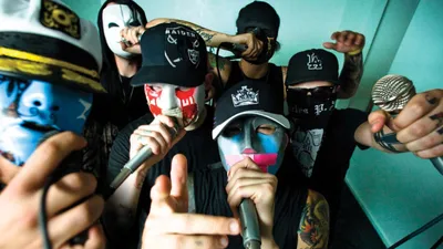 Скачать обои Hollywood Undead в формате jpg для Android