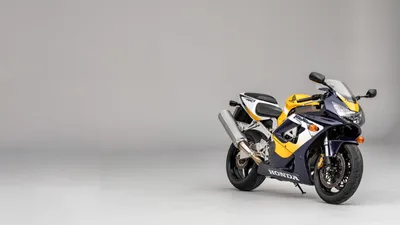 Honda CBR 929: Скачать обои в формате JPG