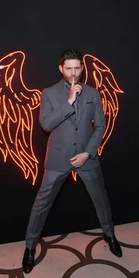 Jensen Ackles: Эксклюзивные обои для телефона в высоком разрешении