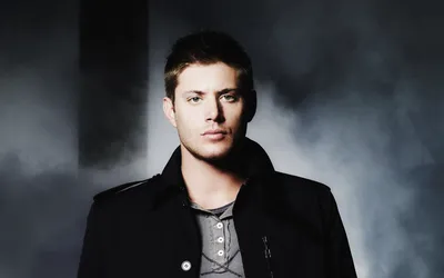 Jensen Ackles: Свежие обои для вашего устройства в форматах WebP и PNG