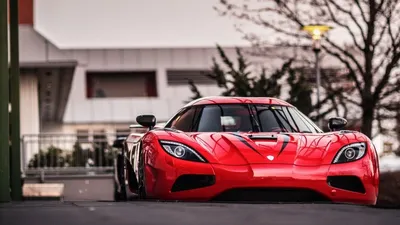 Фон с Koenigsegg на телефон