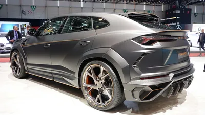 Скачать обои Lamborghini Urus на телефон в формате jpg