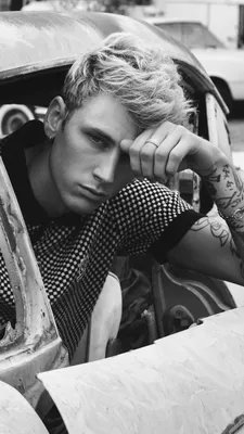 Скачай бесплатно обои Machine Gun Kelly: Фоны высокого разрешения