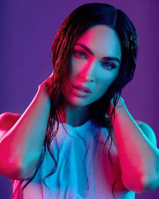 Скачай обои Megan Fox в формате WebP для своего Android