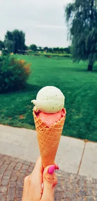 Разноцветное мороженое: выбери свой размер и формат (JPG, PNG, WebP)