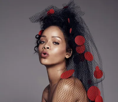 Фоны Rihanna для телефона: JPG, PNG, WebP на выбор