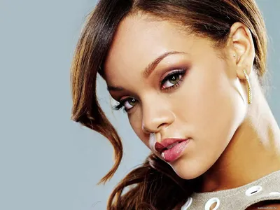 Обои с Rihanna: красочные фоны для вашего смартфона