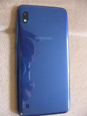 Скачать обои на Samsung A10: разные размеры и форматы