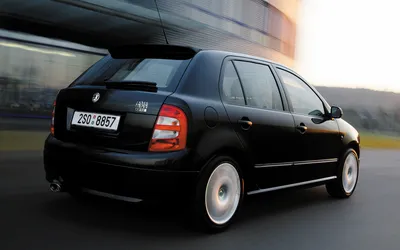 Skoda Fabia RS: Фон для Windows в WebP