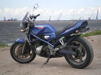 Suzuki Bandit 400: Обои для истинных ценителей