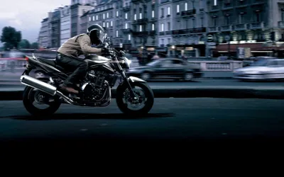 Скачать бесплатно обои Suzuki Bandit 400 в формате JPG