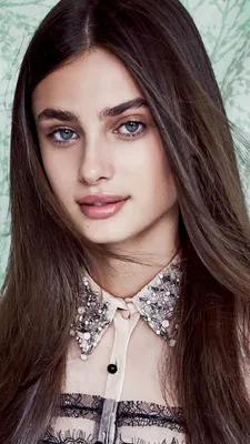 Оформление экрана с Taylor Hill: Бесплатные обои на все устройства