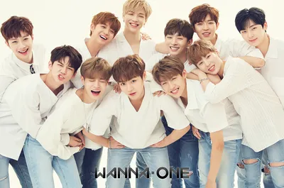 Фото Wanna One в формате WebP: современные обои для гаджета